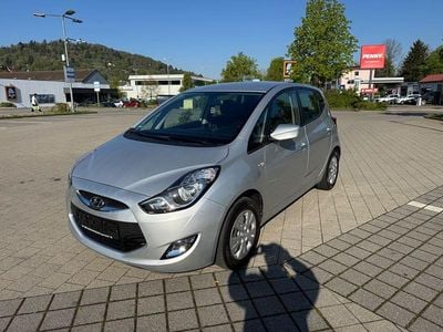 Second-hand Hyundai ix20 Edition 90 CP (66 kW) 2015 Argintiu Hatchback