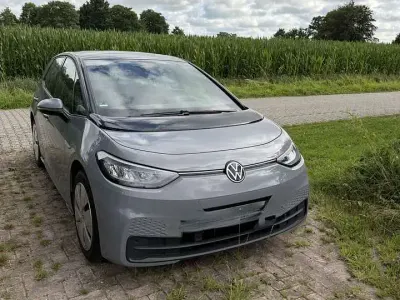 Gebraucht VW ID.3 Pure 110 kW (150 PS) 2021 Grau Kleinwagen