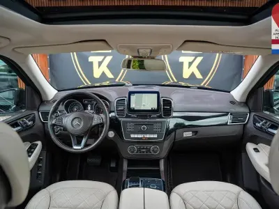 Używany Mercedes GLS400 333 KM (244 kW) 2019 Czarny SUV