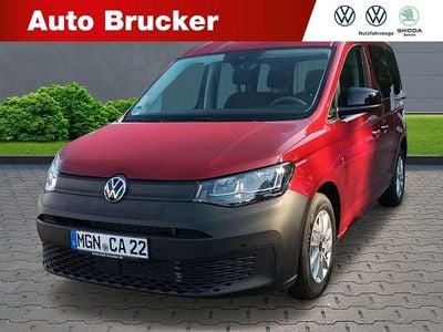 Gebraucht VW Caddy Basis 102 PS (75 kW) 2024 Fortanarot metallic Van / Kleinbus