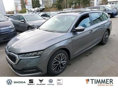 Gebraucht Skoda Octavia Clever 150 PS (110 kW) 2022 Grau Kombi