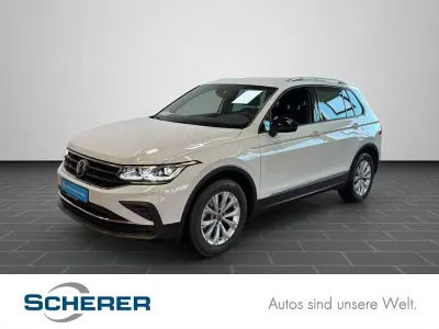 Używany VW Tiguan United 150 KM (110 kW) 2021 Biały SUV