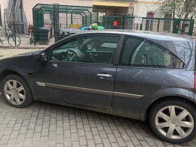 Gebraucht Renault Mégane II 110 PS (80 kW) 2006 Schwarz Kleinwagen