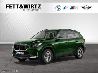 Gebraucht BMW X1 Efficient Dynamics 170 PS (125 kW) 2025 Sanremo green metallic SUV