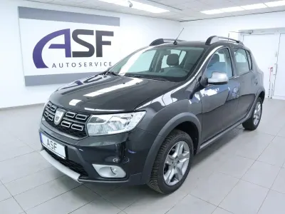 Gebraucht Dacia Sandero Prestige 101 PS (74 kW) 2020 Perlmuttschwarz Limousine