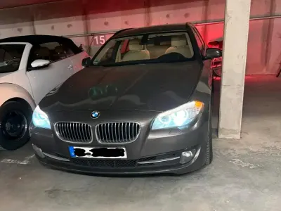 Gebraucht BMW 525 218 PS (160 kW) 2012 Kombi