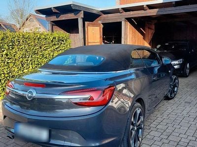 Second-hand Opel Cascada Innovation 140 CP (102 kW) 2013 Gri Cabrio