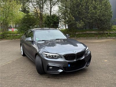 BMW 220