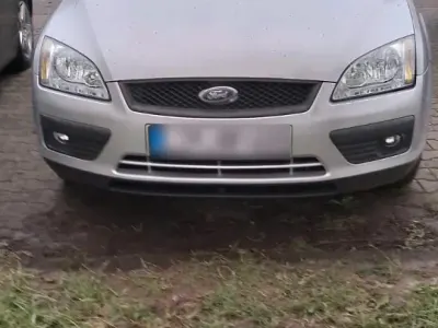 Gebraucht Ford Focus 75 PS (55 kW) 2005 Silber Limousine