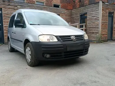 Gebraucht VW Caddy 101 PS (74 kW) 2008 Silber Van / Kleinbus