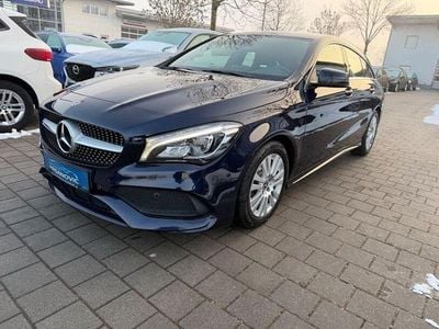 Gebraucht Mercedes CLA180 Shooting Brake AMG 109 PS (80 kW) 2017 Blau Kombi
