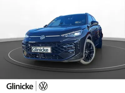 Neu VW T-Roc Cabriolet R-line 150 PS (110 kW) 2026 Grenadillschwarz metallic SUV