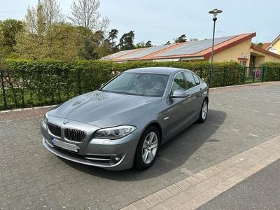 Grau Gebraucht 2011 BMW 523 Limousine | 15.900 € (Teuer)