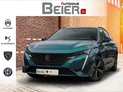 Gebraucht Peugeot 308 SW GT 131 PS (96 kW) 2024 Lackierung kupferblau/typ aus Kombi