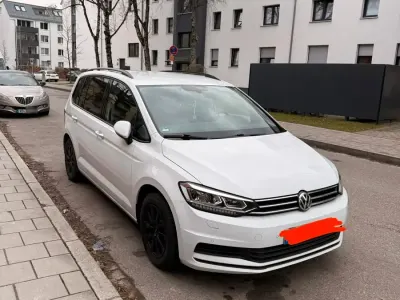 Gebraucht VW Touran 150 PS (110 kW) 2016 Weiß Van / Kleinbus