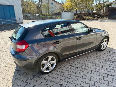 Gebraucht BMW 116 Basis 115 PS (84 kW) 2004 Grau Kleinwagen