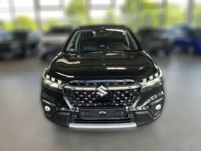 Gebraucht Suzuki SX4 S-Cross Comfort 129 PS (94 kW) 2025 Schwarz metallic SUV