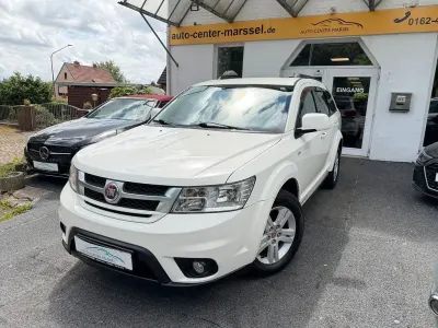 Gebraucht Fiat Freemont 140 PS (102 kW) 2013 Weiß SUV