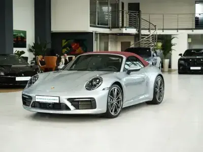 Usata Porsche 992 Sport 385 CV (283 kW) 2020 Grigio Cabrio