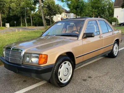 Gebraucht Mercedes 190 118 PS (86 kW) 1986 Limousine