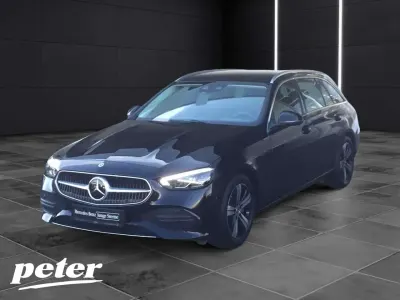 Gebraucht Mercedes C200 Avantgarde 163 PS (119 kW) 2024 Unilack schwarz Kombi