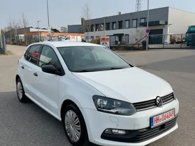 Begagnad VW Polo Trendline 60 HK (44 kW) 2014 Vit Sedan
