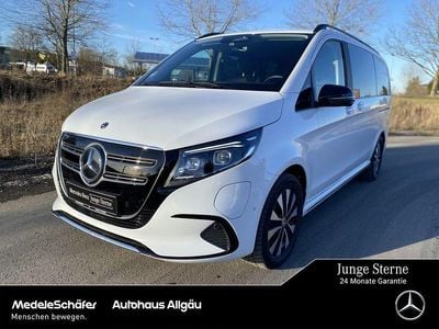 Arktikweiß Gebraucht 2024 Mercedes EQV300 Van / Kleinbus | 52.850 € (Etwas zu teuer)
