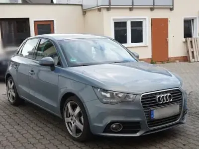 Gebraucht Audi A1 Sportback Ambition 122 PS (89 kW) 2012 Blau Kleinwagen