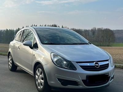 Gebraucht Opel Corsa 69 PS (50 kW) 2010 Silber Kleinwagen