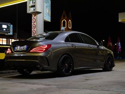 Mercedes CLA250