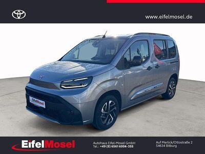 Neu Toyota Proace Verso City 100 kW (136 PS) 2026 Silber Kombi