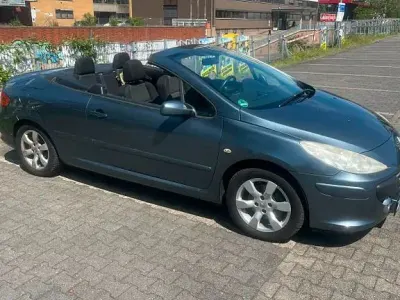 Gebraucht Peugeot 307 CC 109 PS (80 kW) 2007 Blau Cabrio