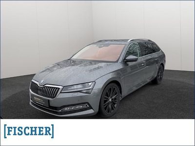 Gebraucht Skoda Superb Style 200 PS (147 kW) 2022 Grau Kombi