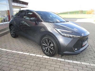 Gebraucht Toyota C-HR Team 197 PS (144 kW) 2024 Silber/schwarz 2vu SUV