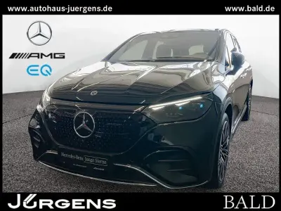 Gebraucht Mercedes EQE500 AMG 300 kW (408 PS) 2024 Grün metalliclack smaragdgrün SUV