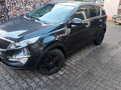 Gebraucht Kia Sportage DREAM-TEAM Edition 135 PS (99 kW) 2016 Schwarz SUV
