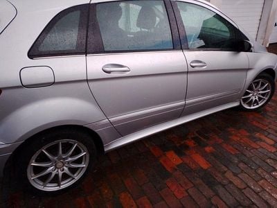Gebraucht Mercedes B200 136 PS (100 kW) 2005 Silber Van / Kleinbus