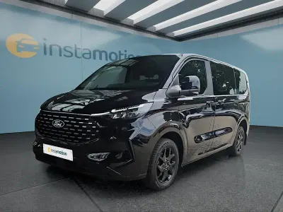 Gebraucht Ford Tourneo 170 PS (125 kW) 2024 Schwarz Van / Kleinbus