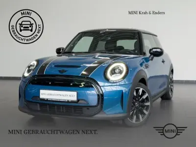 Gebraucht Mini Cooper SE 135 kW (184 PS) 2023 Blau Kleinwagen