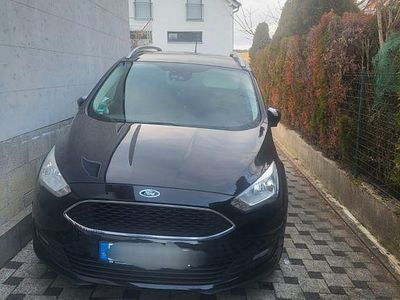 Gebraucht Ford Grand C-Max Titanium 125 PS (91 kW) 2017 Schwarz Van / Kleinbus