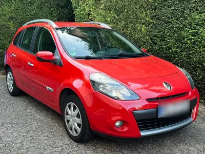 Gebraucht Renault Clio GrandTour 75 PS (55 kW) 2010 Rot Kombi