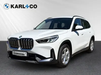 Gebraucht BMW iX1 Sport Line 225 kW (306 PS) 2023 Weiss SUV