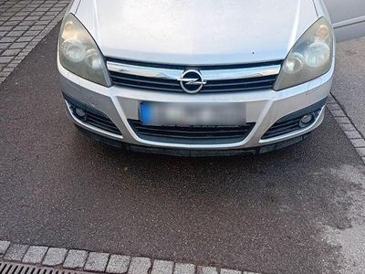 Silber Gebraucht 2006 Opel Astra Edition+ Kombi | 1.200 € (Guter Preis)
