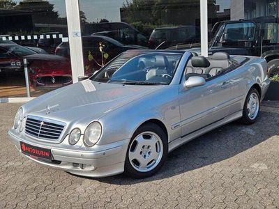 Usata Mercedes CLK320 Elegance 218 CV (160 kW) 1999 Argento Cabrio