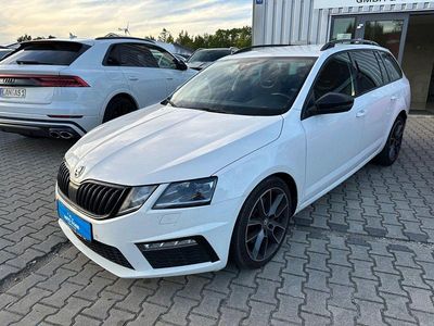 Weiß Gebraucht 2018 Skoda Octavia RS Kombi | 16.490 € (Fairer Preis)
