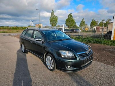 gebraucht Toyota Avensis 1.8i Neue Tüv