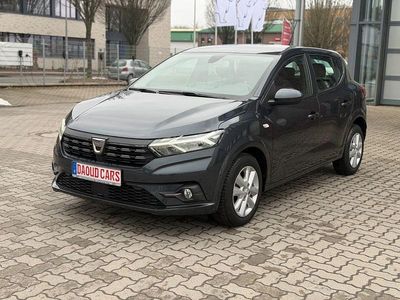 Gebraucht Dacia Sandero Comfort 67 PS (49 kW) 2021 Grau Limousine