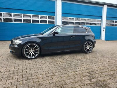 gebraucht BMW 116 1er Lim. Klimatronic.Navi.Xenon.Schiebedach