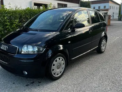Gebraucht Audi A2 Design 75 PS (55 kW) 2005 Blau Kleinwagen