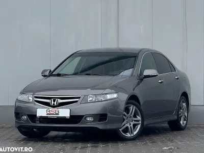 Gebraucht Honda Accord Executive 140 PS (102 kW) 2008 Braun Limousine